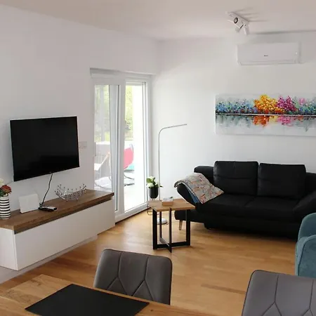 Ferienhaus Tribunj S1 Tribalj