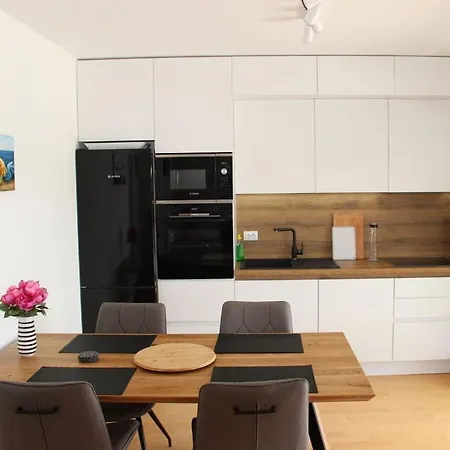 Tribunj S1 Tribunj (Sibenik-Knin)